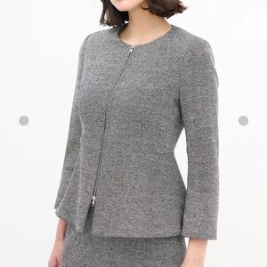 MaxMara Italy Tweed Silk Wool Full Zip Gray Peplum Blazer Size 10